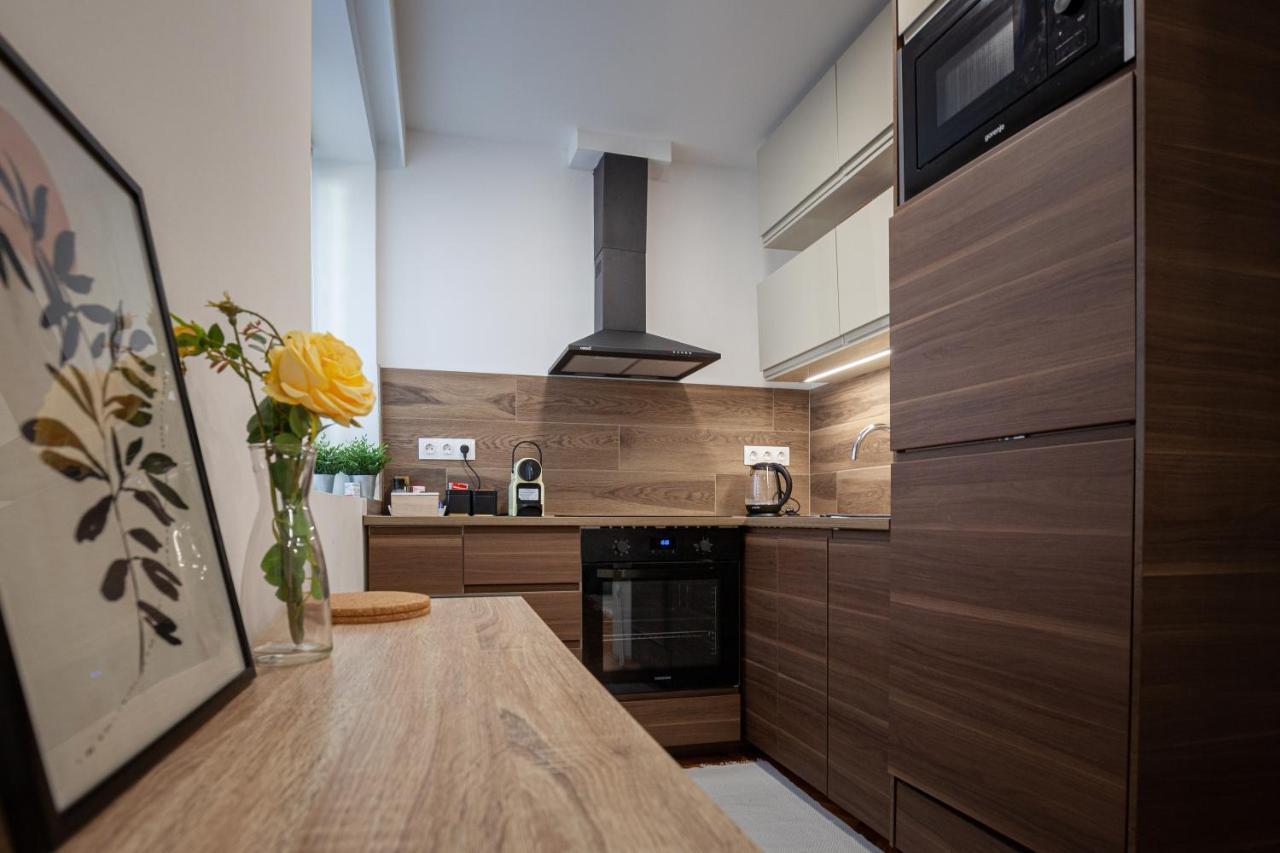 Appartement Stellar Downtown Szeged Extérieur photo
