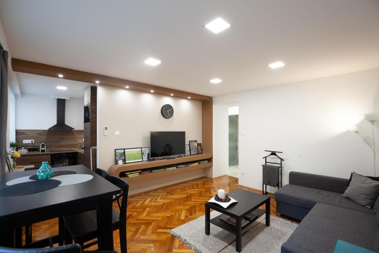 Appartement Stellar Downtown Szeged Extérieur photo